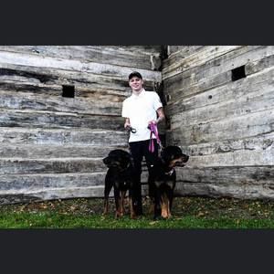 Meet your Posher, Hunter